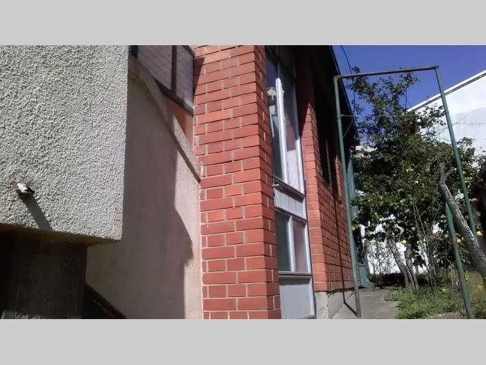 izdavanje, centar, dimitrija tucovića, 2 0, stan u kući,namešten besplatni mali oglasi