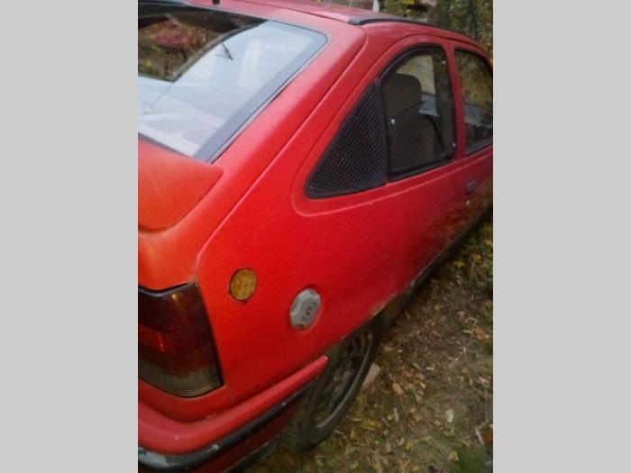 auto opel kadett prodaja besplatni mali oglasi