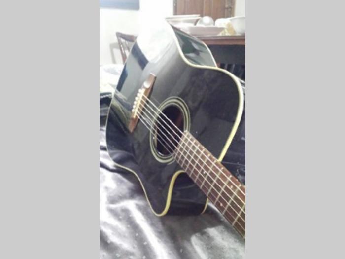 akustična gitara takamine besplatni mali oglasi