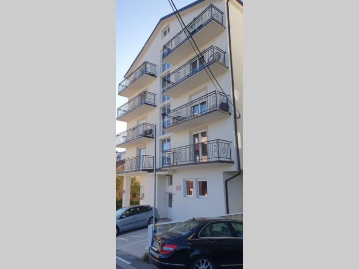 duplex stan na mirijevu besplatni mali oglasi