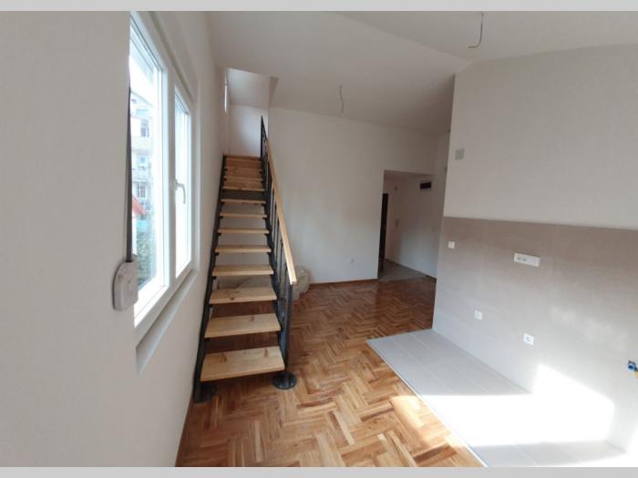 duplex stan na mirijevu besplatni mali oglasi