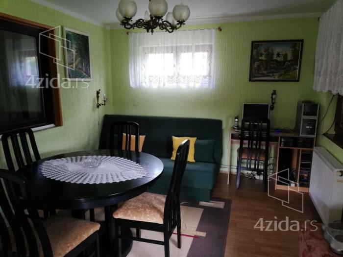 porodična kuća na paragovu sremska kamenica besplatni mali oglasi