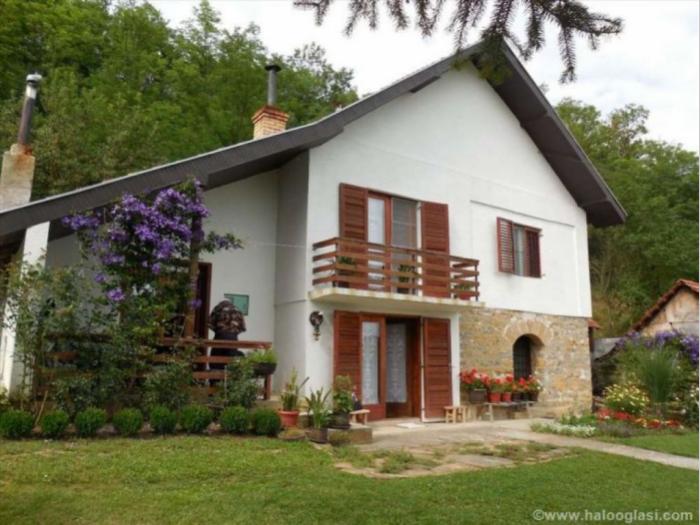 prodajem kuću u guči i polj organsko zemljište od 3 5ha besplatni mali oglasi