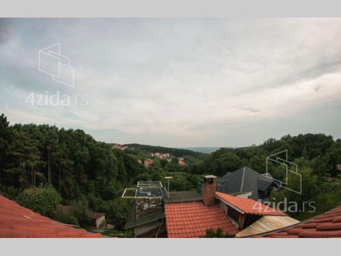 prodajem kuću u kumodražu besplatni mali oglasi