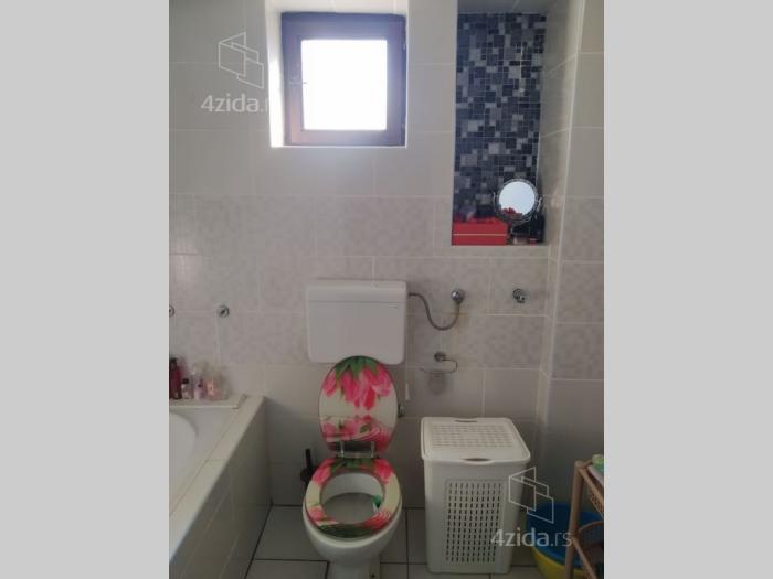prodajem kuću banatsko aranđelovo besplatni mali oglasi