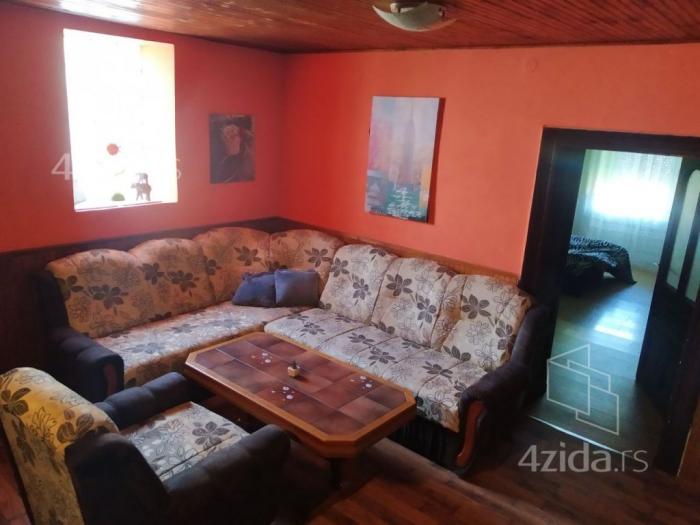 prodajem kuću banatsko aranđelovo besplatni mali oglasi