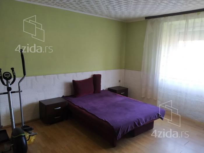 prodajem kuću banatsko aranđelovo besplatni mali oglasi