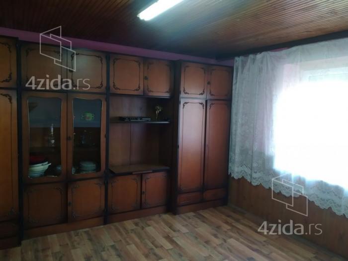 prodajem kuću banatsko aranđelovo besplatni mali oglasi
