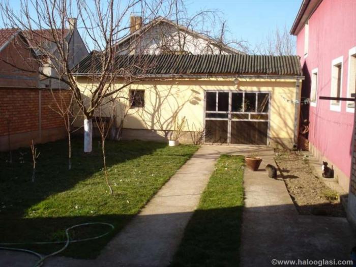 kuća u sremskoj mitrovici besplatni mali oglasi