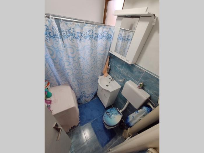 borča, dvosoban stan 51m2 u ulici miladina zarića besplatni mali oglasi