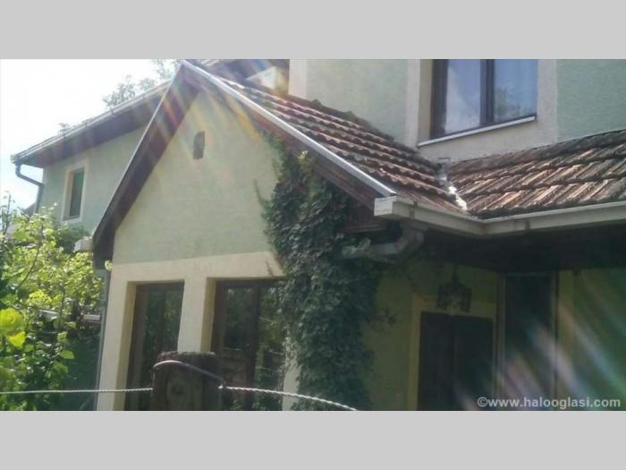 kuća na sprat, 235m2, sa garažom besplatni mali oglasi