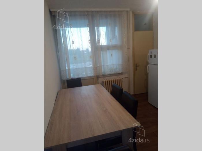 prodajem dvosoban stan u čačku besplatni mali oglasi