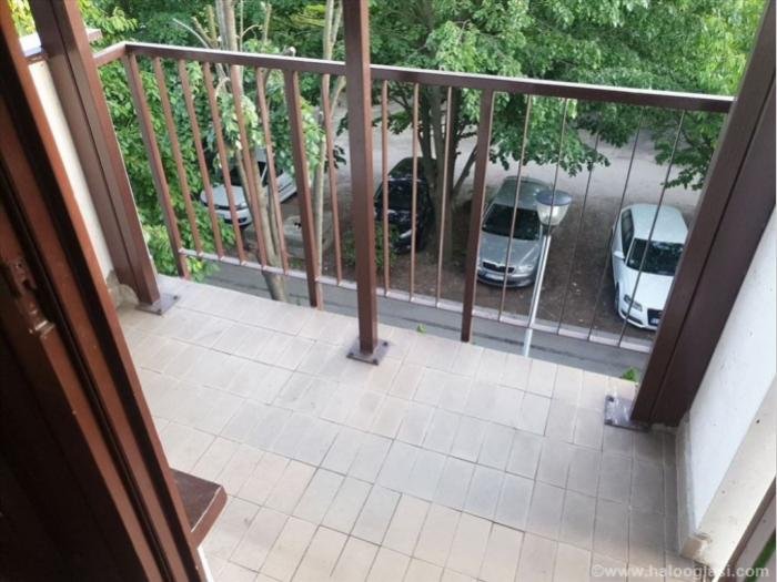 top stan na prodaju bežanijska kosa 1 besplatni mali oglasi