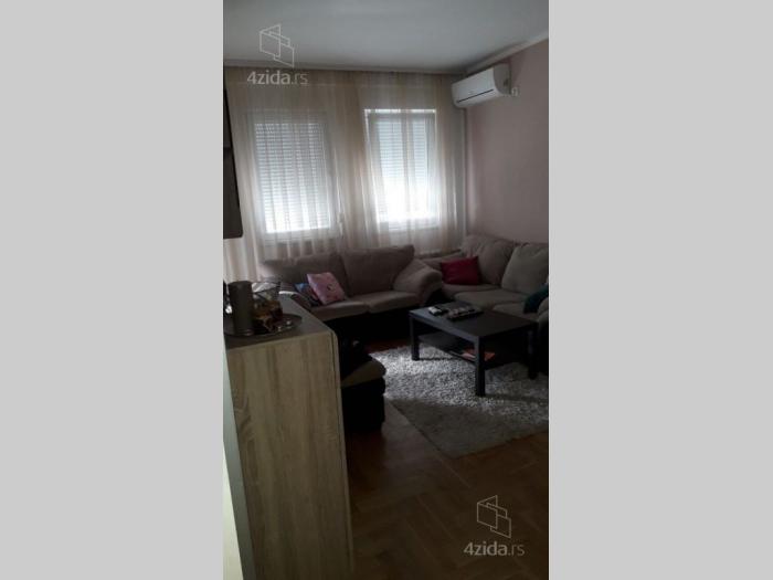 dvoiposoban stan novi beograd jurija gagarina besplatni mali oglasi