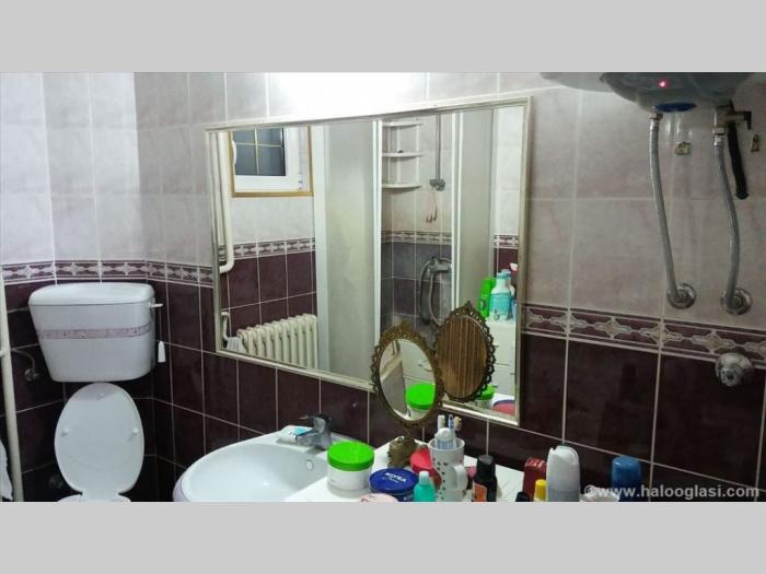 dve kuće, lokal i pomoćni objekti u boljevcima besplatni mali oglasi