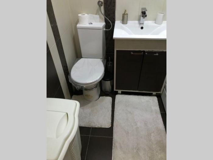 izdajem trosoban stan, 65m2(terasa 4m2), cg, ii 3 besplatni mali oglasi