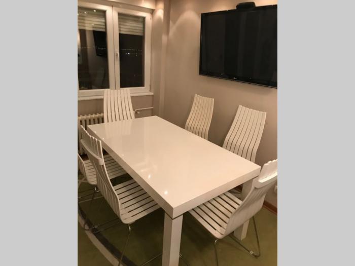 izdajem trosoban stan, 65m2(terasa 4m2), cg, ii 3 besplatni mali oglasi