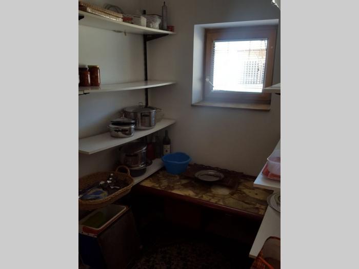 kuća 300m2 na prodaju, beograd avala besplatni mali oglasi