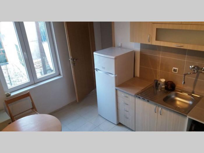 prodajem kuću, dušanovac 33m2, vlasnik besplatni mali oglasi