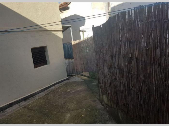 prodajem kuću, dušanovac 33m2, vlasnik besplatni mali oglasi