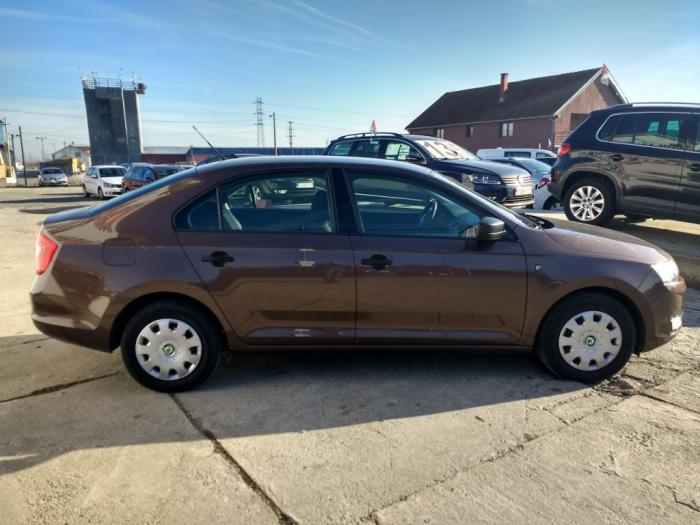 škoda rapid 1 2 besplatni mali oglasi