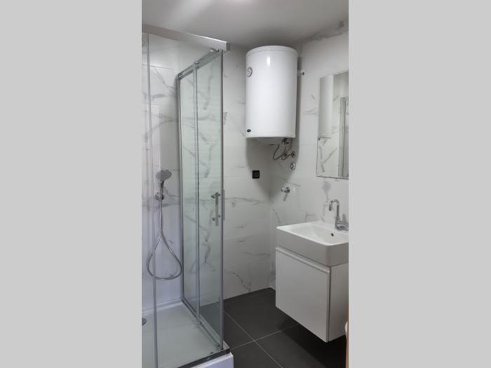 uknjižen duplex voždovac dušanovac besplatni mali oglasi