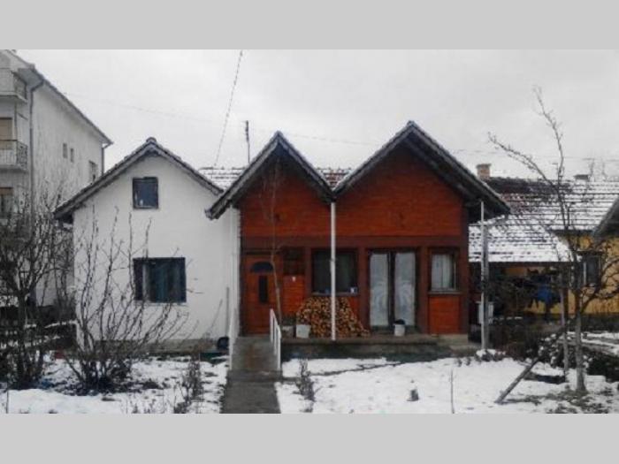 prodajem kuću u kraljevu besplatni mali oglasi