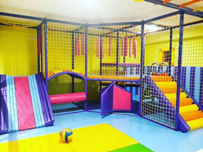izdajem ili prodajem komplet opremu za dečiju igraonicu besplatni mali oglasi