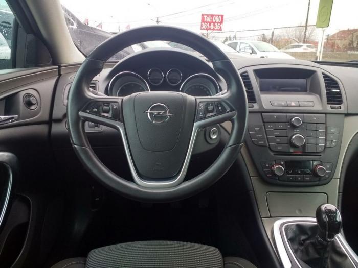 opel insignia 2 0cdti besplatni mali oglasi