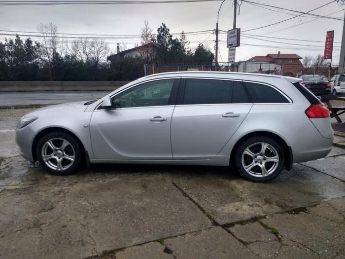 opel insignia 2 0cdti besplatni mali oglasi