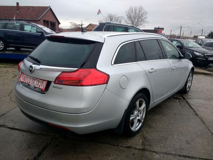 opel insignia 2 0cdti besplatni mali oglasi