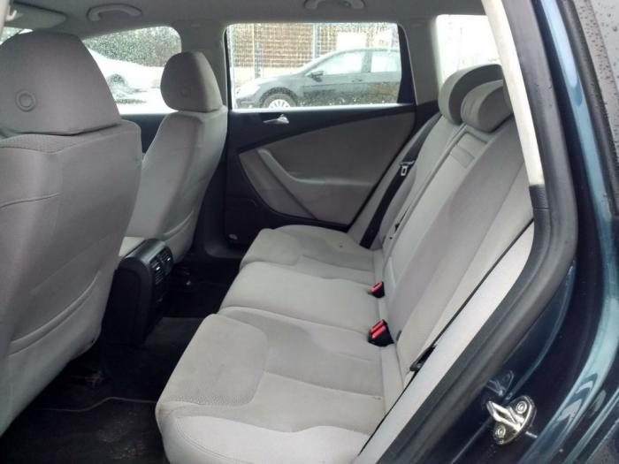 volkswagen passat b6 2 0tdi besplatni mali oglasi