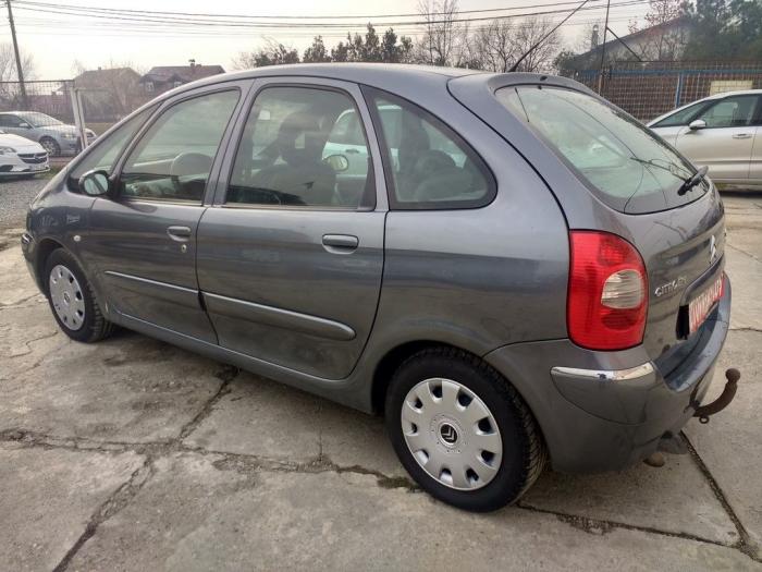 citroen xsara picasso 2 0 hdi besplatni mali oglasi