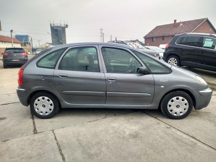 citroen xsara picasso 2 0 hdi besplatni mali oglasi