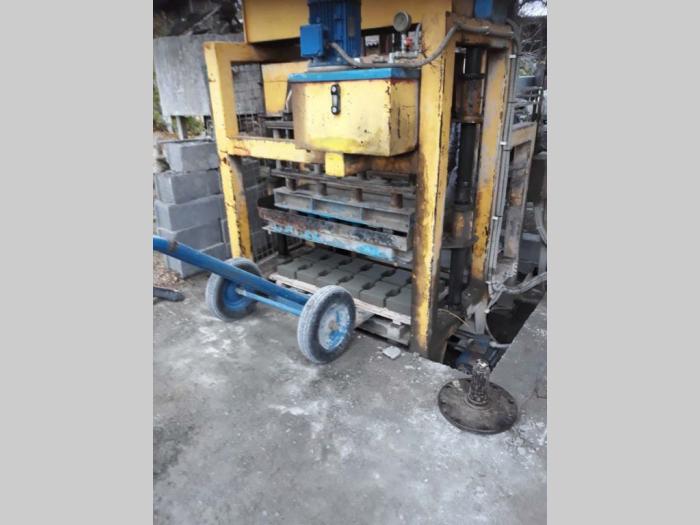 vibro presa metalika svp 1000 2001 godište besplatni mali oglasi
