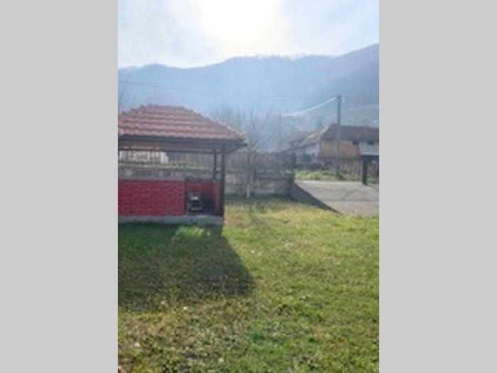 vikend kuća bajina bašta crvica besplatni mali oglasi