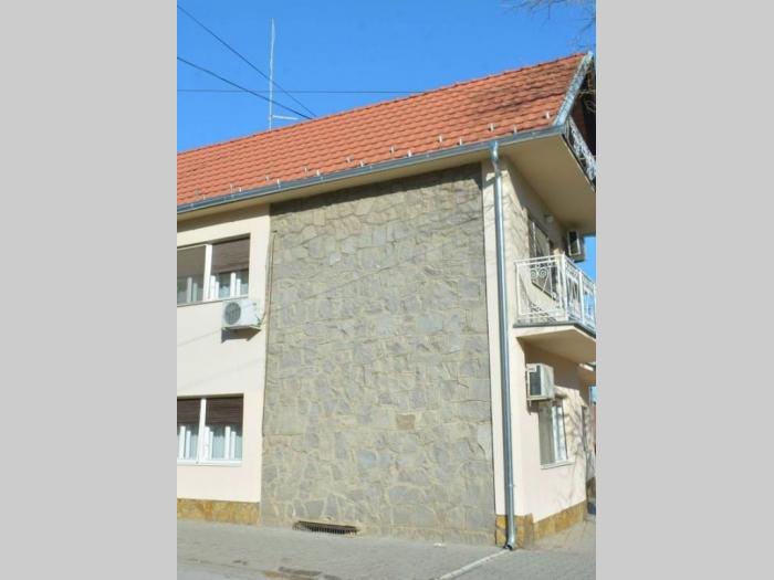 porodična stambena zgrada u vršcu besplatni mali oglasi