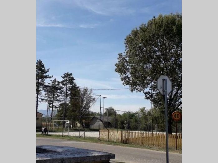 prodajem plac u centru mršca kraljevo besplatni mali oglasi