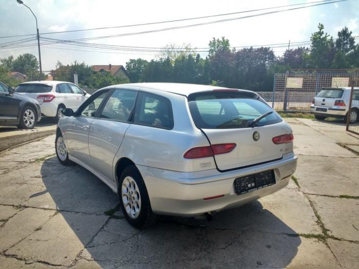 alfa romeo 156 1 9jtd besplatni mali oglasi