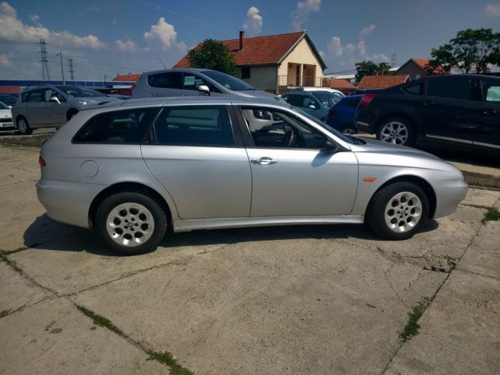 alfa romeo 156 1 9jtd besplatni mali oglasi