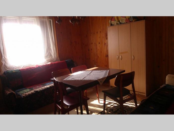 prodajem kucu u atenici, kod plave hale besplatni mali oglasi