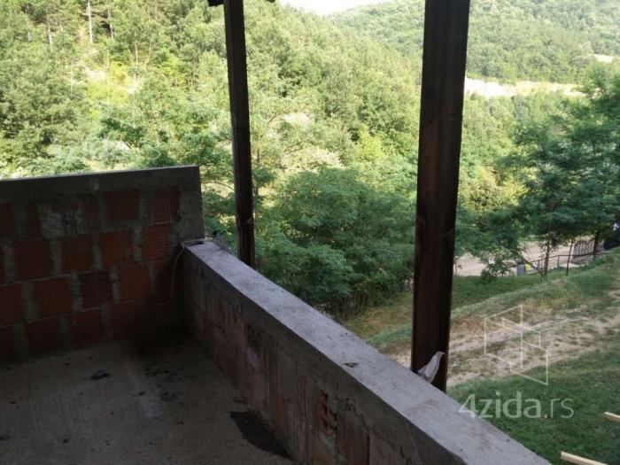 vikendica na bovanskom jezeru besplatni mali oglasi