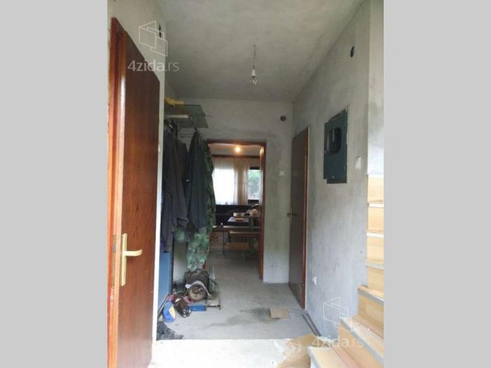 vikendica na bovanskom jezeru besplatni mali oglasi
