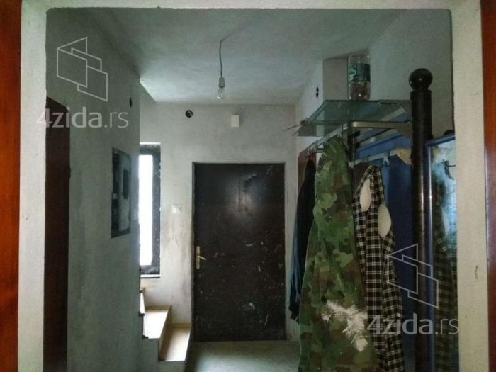 vikendica na bovanskom jezeru besplatni mali oglasi