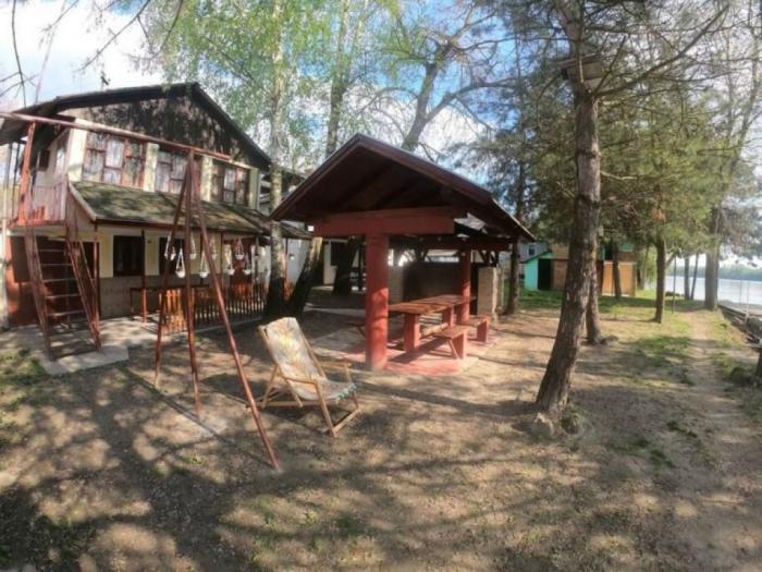 vikendica na obali dunava apatin besplatni mali oglasi