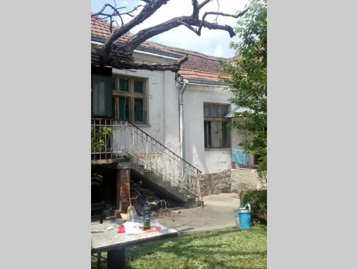 na prodaju kuća u aranđelovcu besplatni mali oglasi