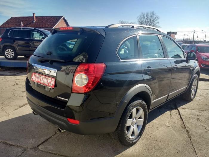 chevrolet captiva 2 2d besplatni mali oglasi
