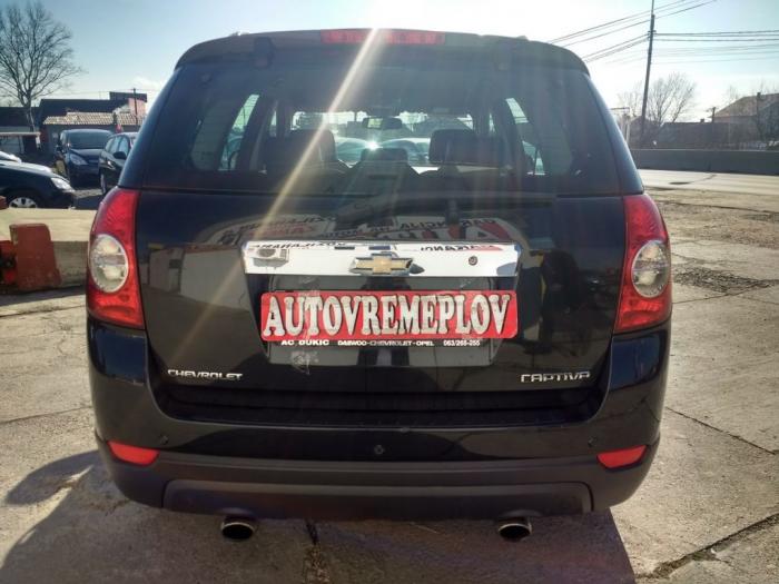 chevrolet captiva 2 2d besplatni mali oglasi