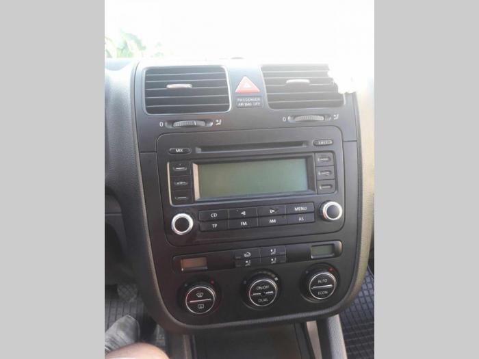 volkswagen golf 5 na prodaju golf 5, 2006 godine besplatni mali oglasi