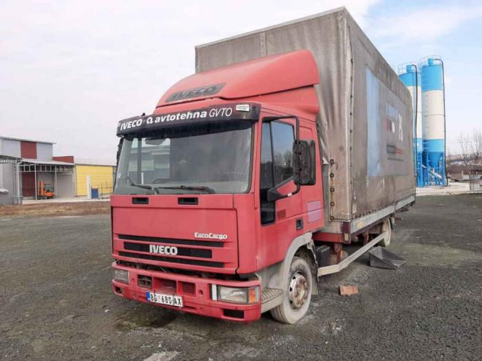 iveco tector sa prikolicom za prevoz lake robe 108 m3 besplatni mali oglasi